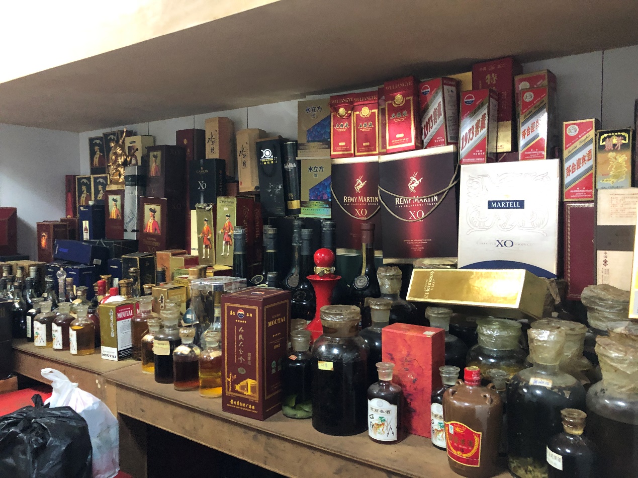 九號(hào)查酒行動(dòng)直擊 福田中興參茸店問題重重，酒品來源不明、假冒茅臺(tái)、紅參過期